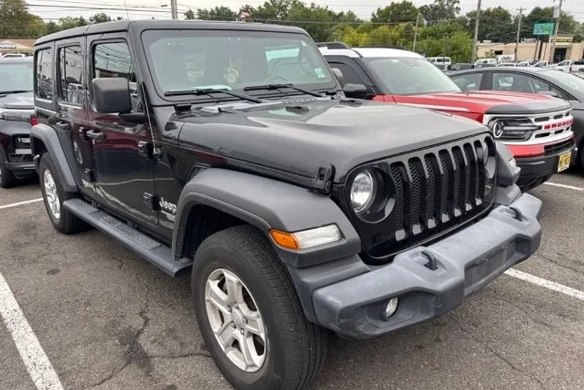 2019 Jeep Wrangler Unlimited Sport S photo 1