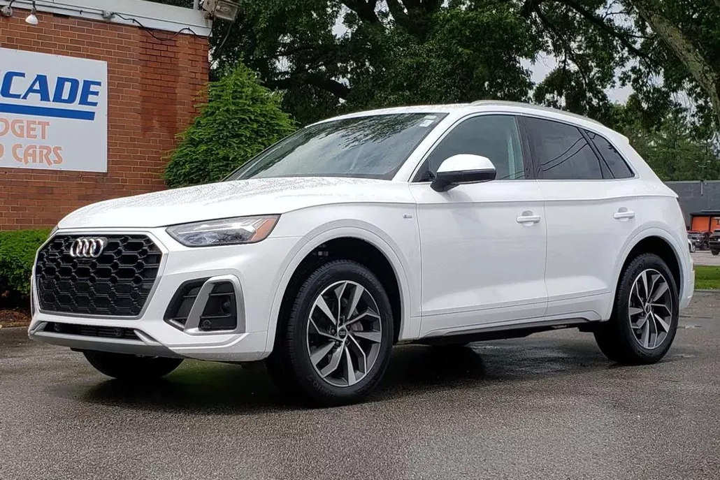 2023 Audi Q5 S line Premium Plus 45 TFSI photo 1