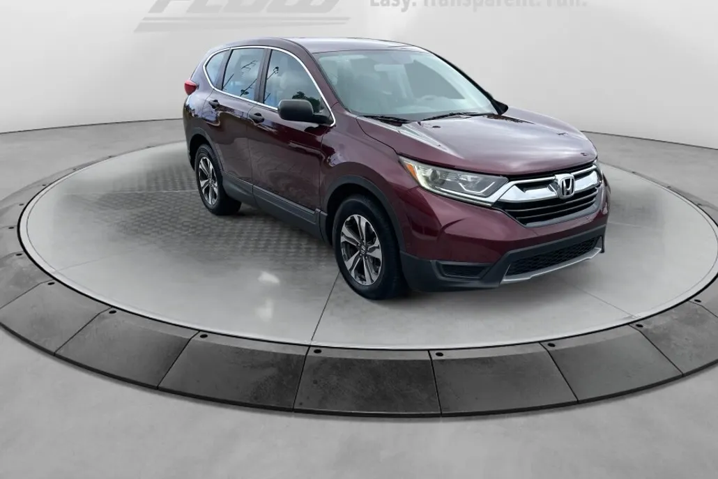 2017 Honda CR-V LX photo 1