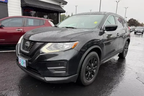 2018 Nissan Rogue S photo 2