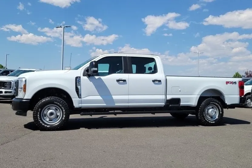 2024 Ford F-250 photo 1