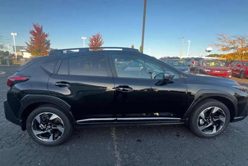 2024 Subaru Crosstrek Limited photo 1