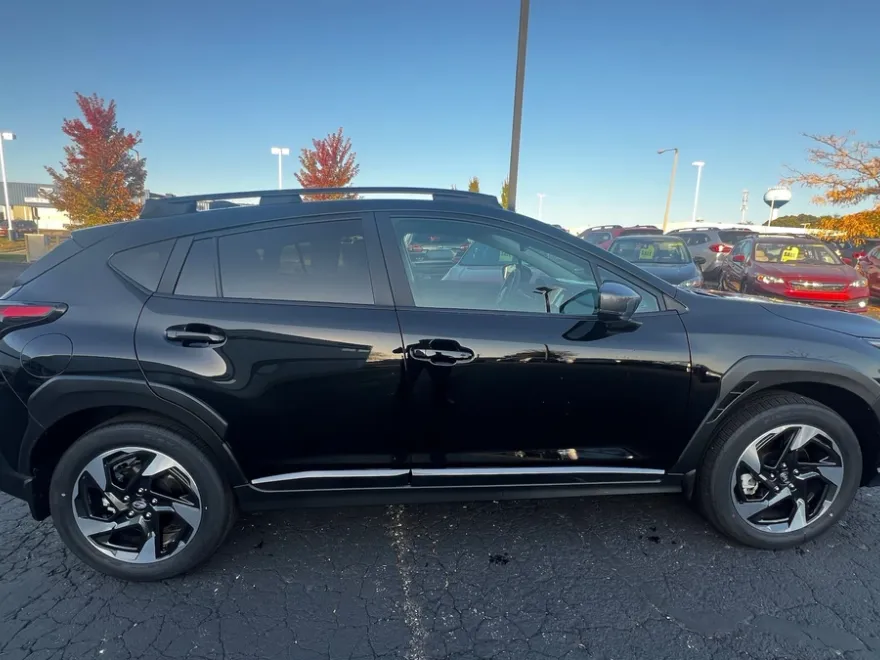 2024 Subaru Crosstrek Limited photo 1