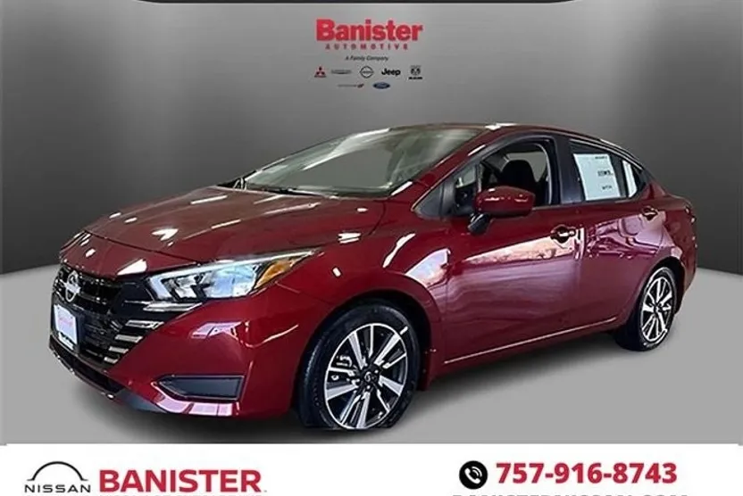 2024 Nissan Versa 1.6 SV photo 1