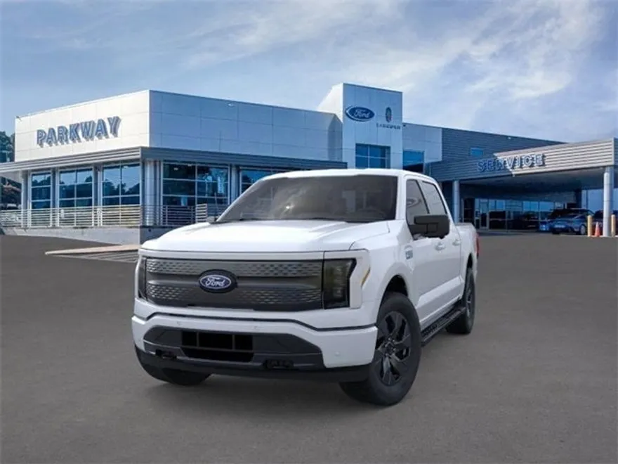 2025 Ford F-150 Lightning photo 1