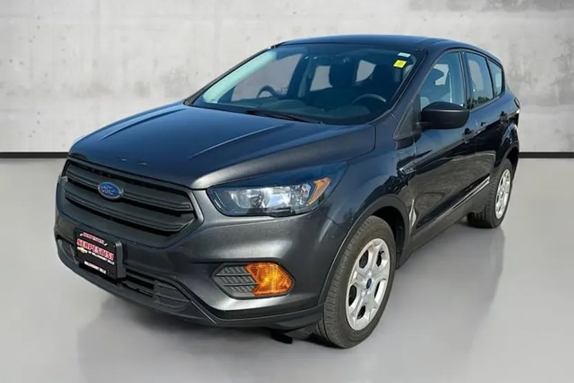 2018 Ford Escape S photo 1