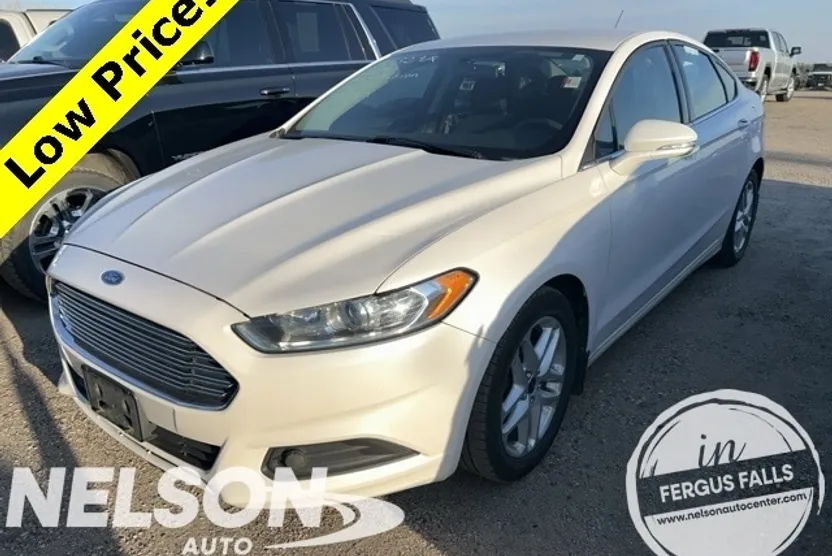 2014 Ford Fusion SE photo 1