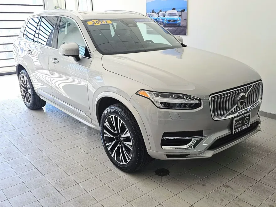 2023 Volvo XC90 Recharge Plus photo 1