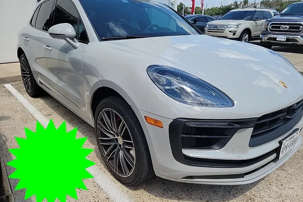 2023 Porsche Macan S photo 1