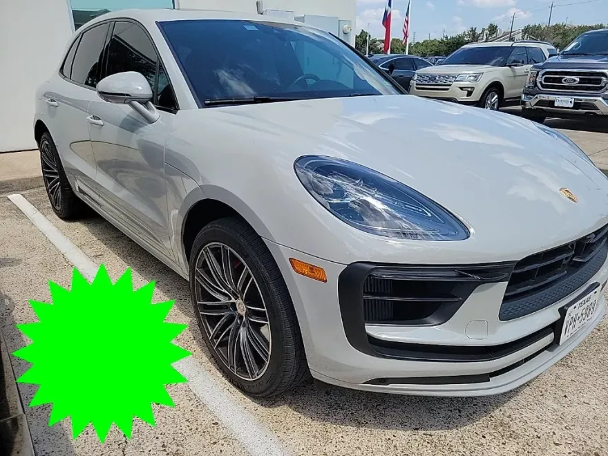 2023 Porsche Macan S photo 1