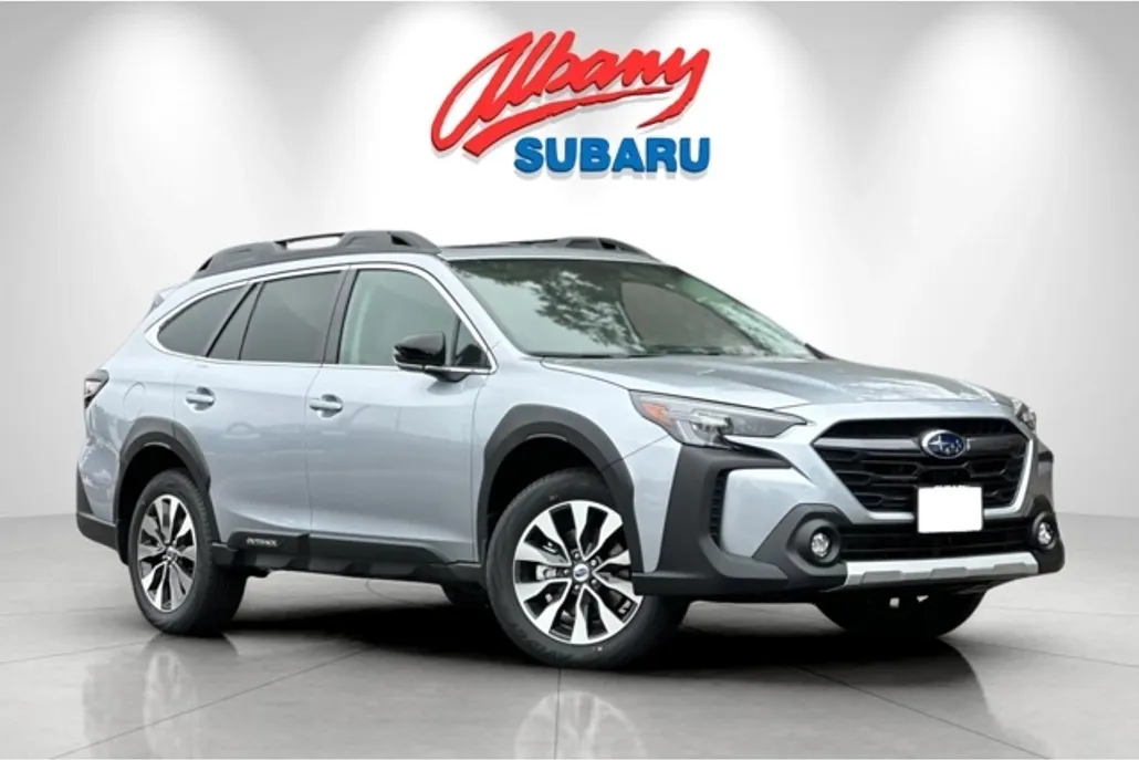 2025 Subaru Outback Limited photo 1