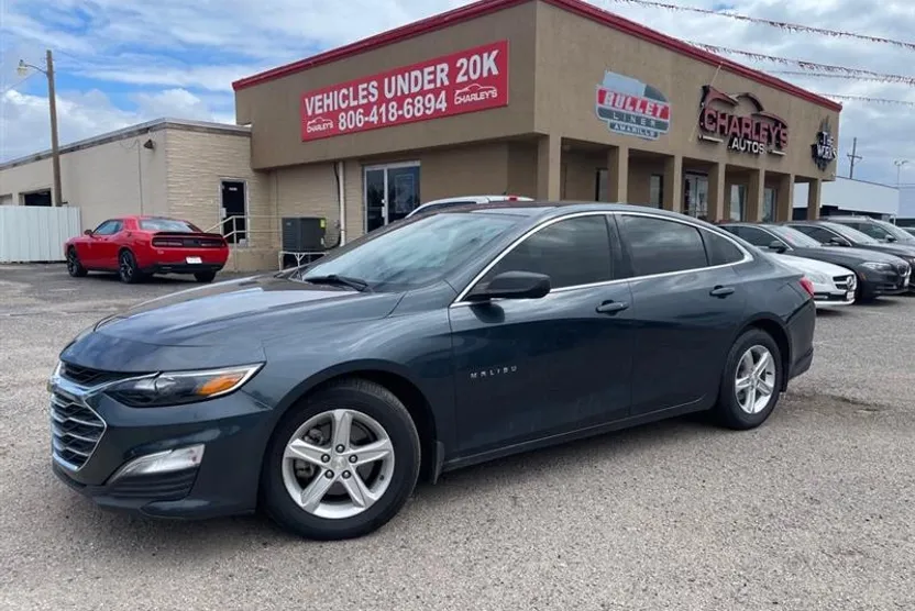 2020 Chevrolet Malibu LS photo 1