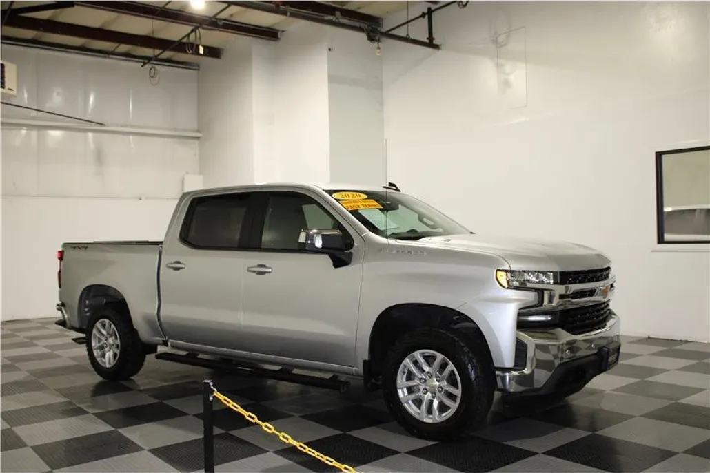 2020 Chevrolet Silverado 1500 LT photo 1