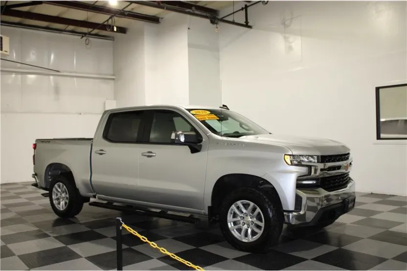2020 Chevrolet Silverado 1500 LT photo 1