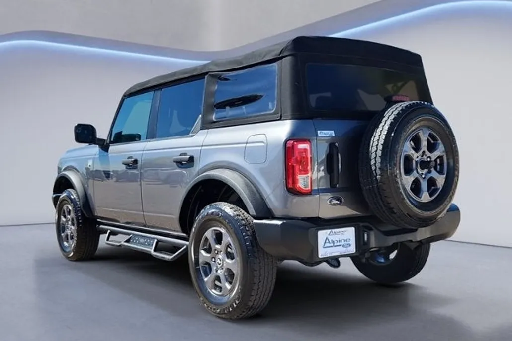 2022 Ford Bronco Big Bend photo 1