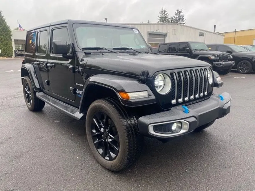 2022 Jeep Wrangler Unlimited Sahara 4xe photo 1