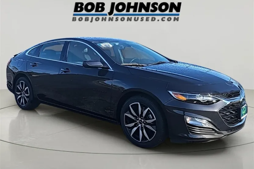 2022 Chevrolet Malibu RS photo 1