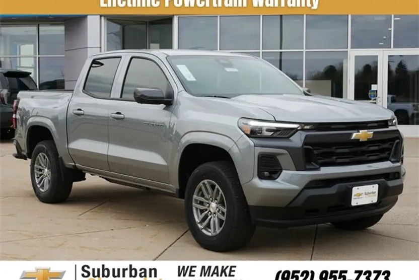 2025 Chevrolet Colorado Work Truck LT photo 1