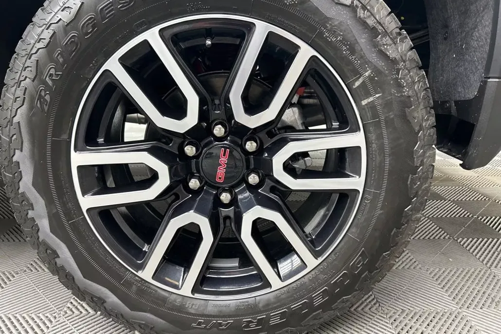 2026 Gmc Sierra 1500 AT4 photo 1