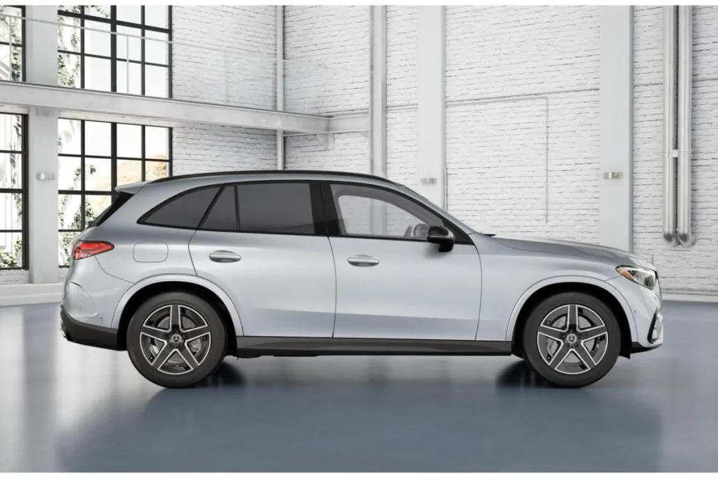 2026 Mercedes Benz GLC 300 4MATIC photo 1