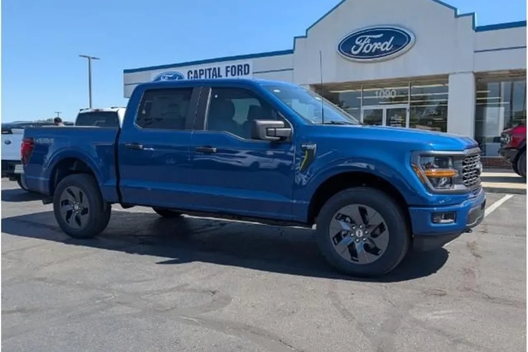 2025 Ford F-150 STX photo 1