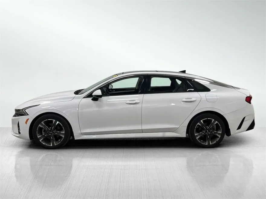2021 Kia K5 EX photo 1
