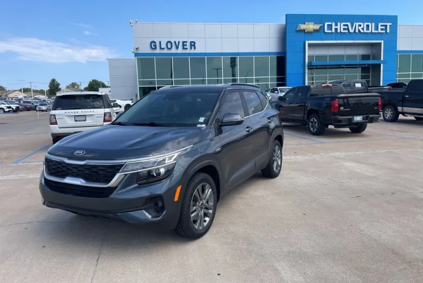 2021 Kia Seltos S photo 1