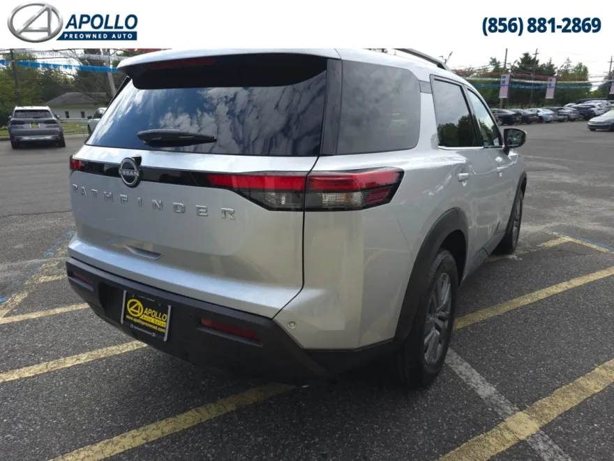 2025 Nissan Pathfinder SV photo 1
