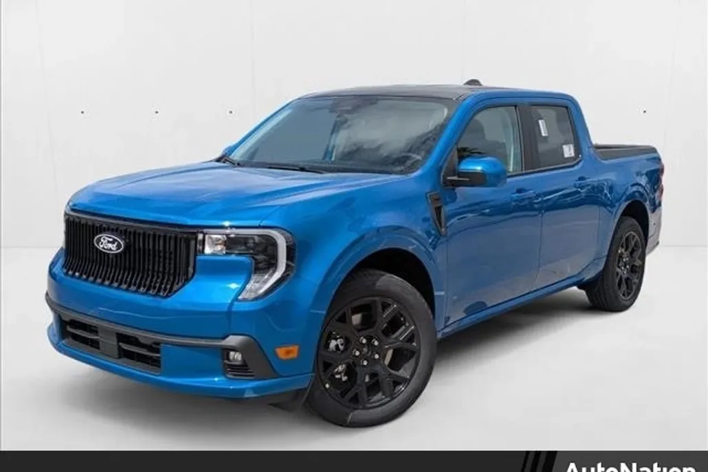 2025 Ford Maverick photo 1