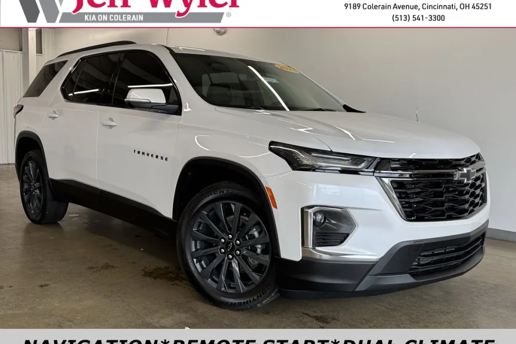 2023 Chevrolet Traverse RS photo 1
