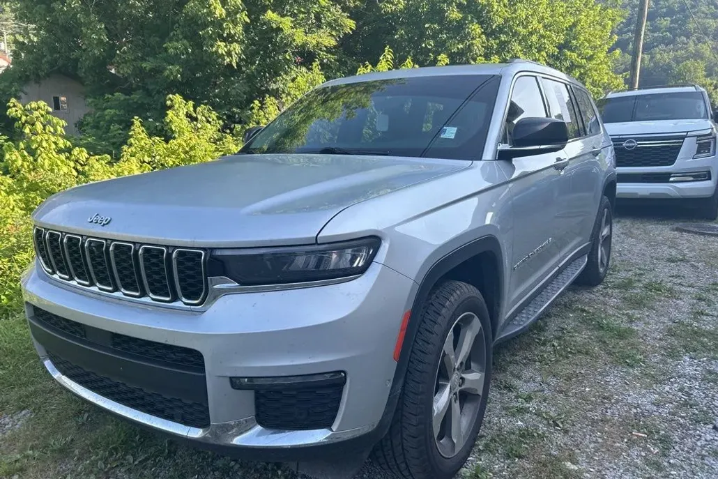 2021 Jeep Grand Cherokee Limited photo 1