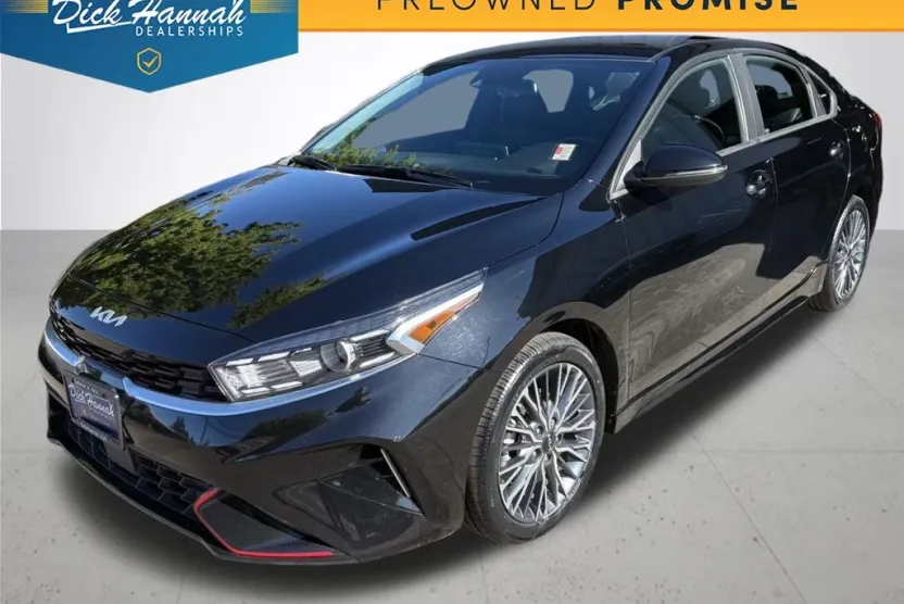 2024 Kia Forte GT-Line photo 1