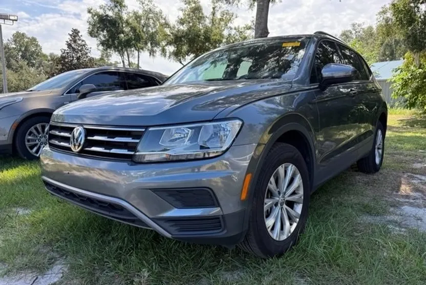 2020 Volkswagen Tiguan S photo 1