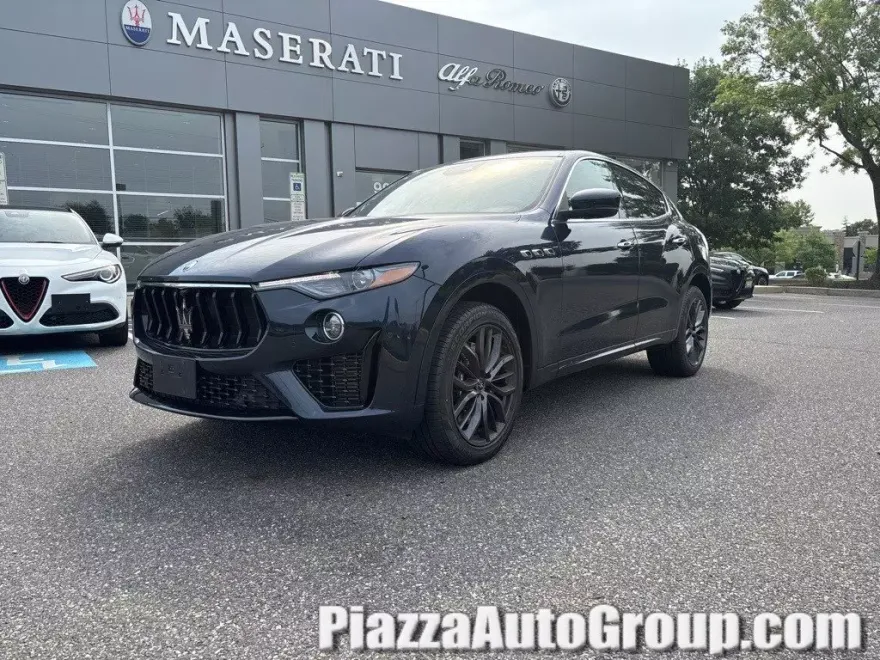 2022 Maserati Levante Modena photo 1