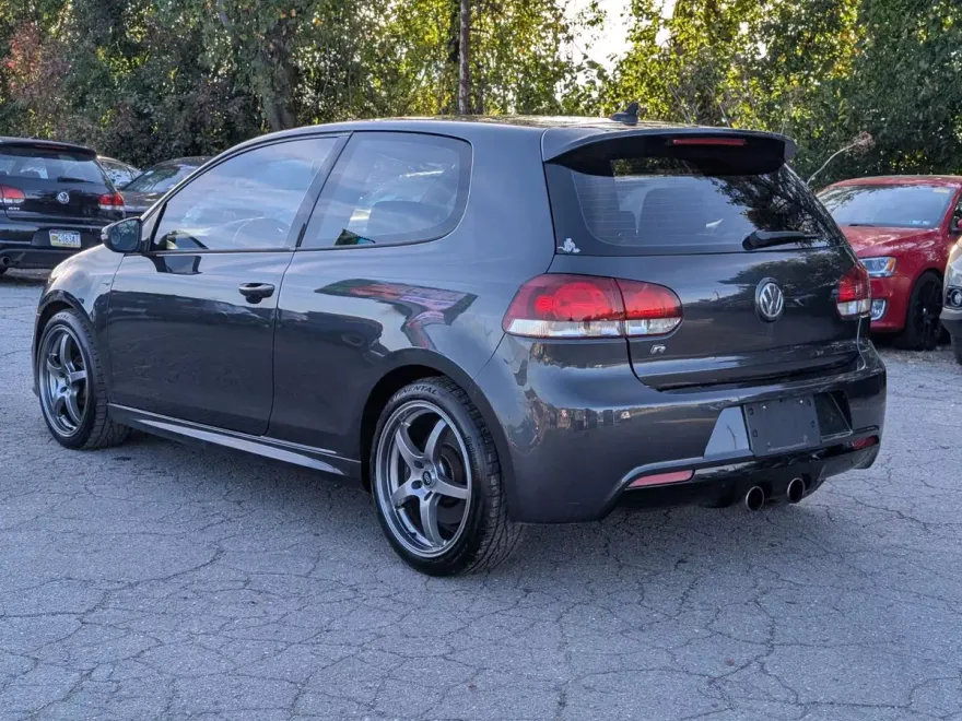 2013 Volkswagen Golf R photo 1