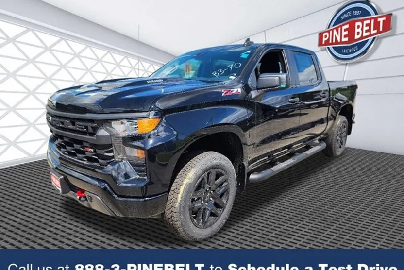2025 Chevrolet Silverado 1500 Custom Trail Boss photo 1