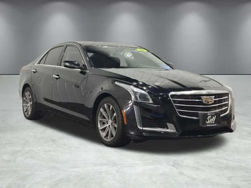 2016 Cadillac CTS Luxury photo 1