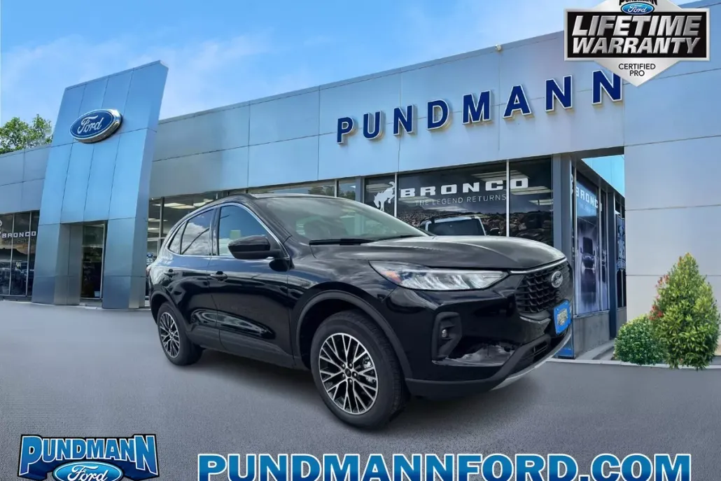 2025 Ford Escape Plug-In Hybrid photo 1