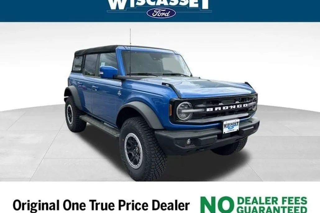 2024 Ford Bronco Outer Banks photo 1