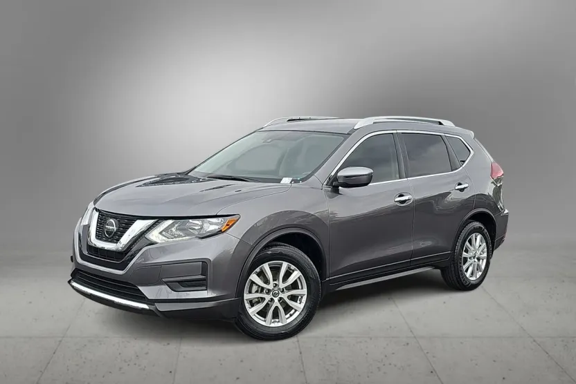 2019 Nissan Rogue SV photo 1