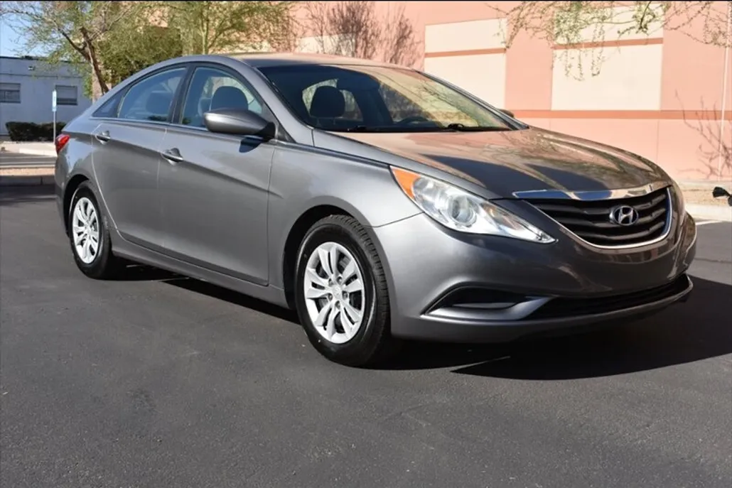 2013 Hyundai Sonata GLS photo 1