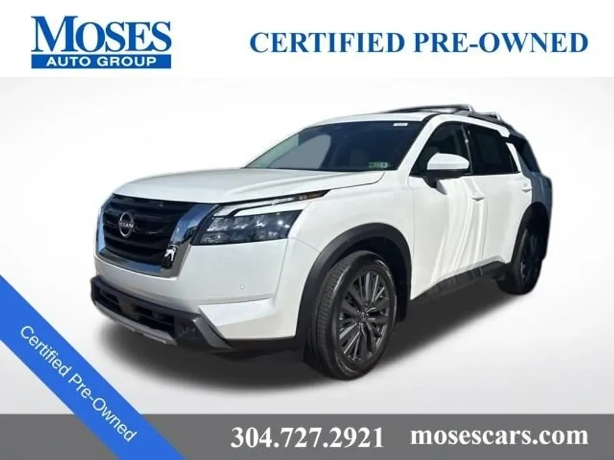2025 Nissan Pathfinder SL photo 1