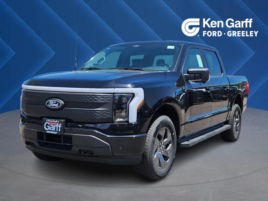 2025 Ford F-150 Lightning photo 1