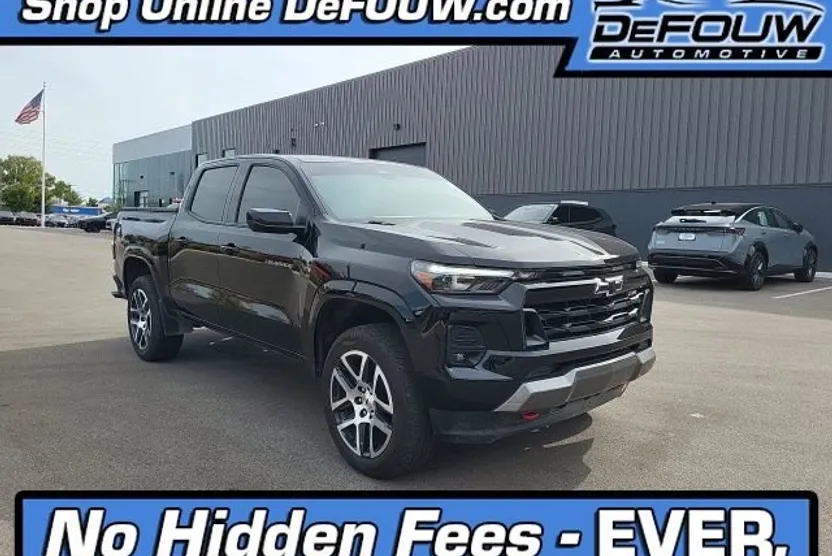2024 Chevrolet Colorado Z71 photo 1
