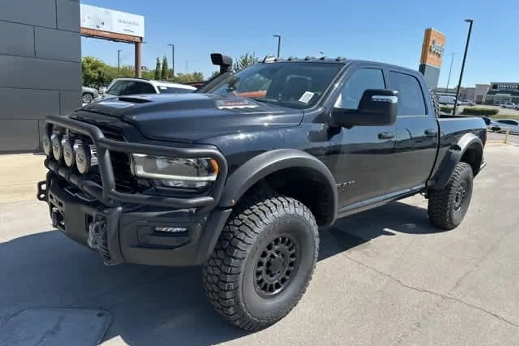 2024 Ram 2500 Laramie photo 1