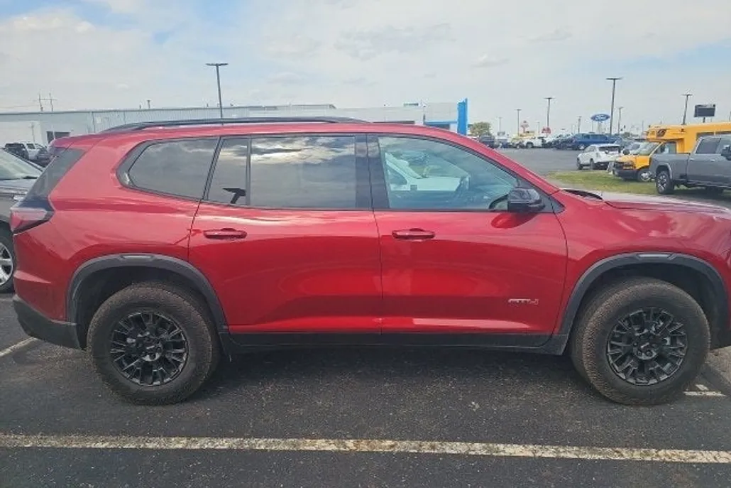 2024 Gmc Acadia AT4 photo 1