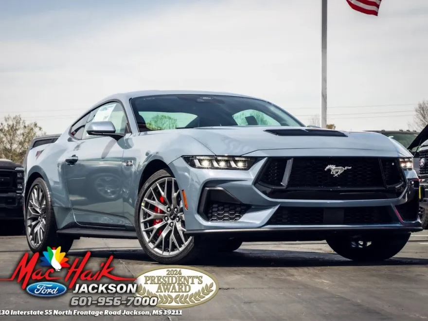 2025 Ford Mustang GT Premium photo 1