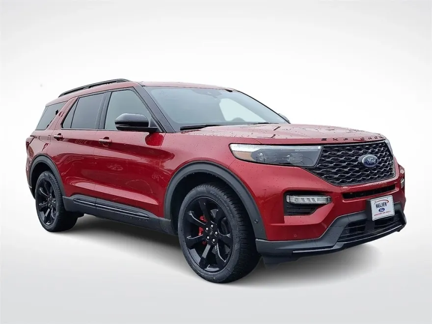 2021 Ford Explorer ST photo 1
