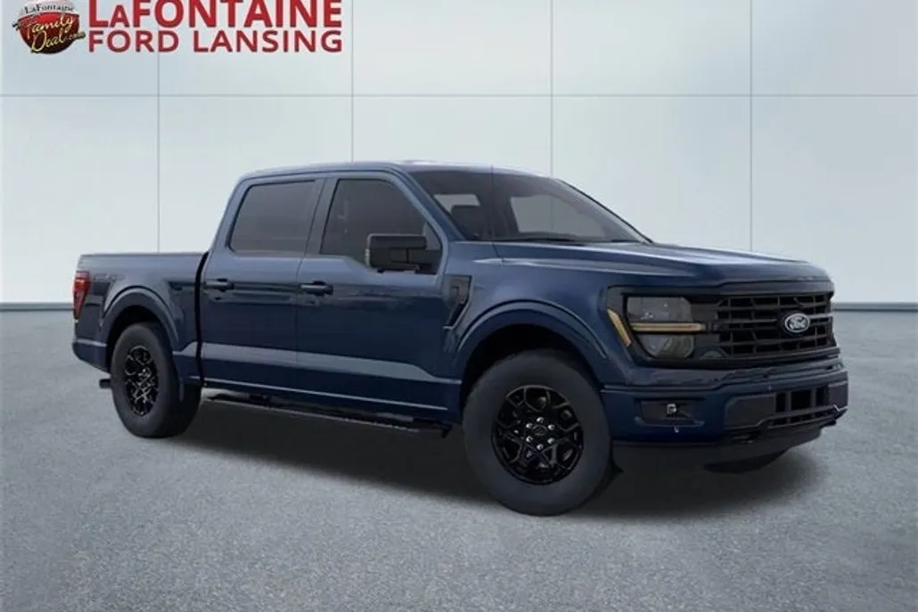 2025 Ford F-150 XLT photo 1