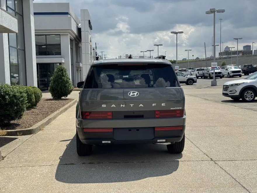 2026 Hyundai Santa Fe SEL photo 1